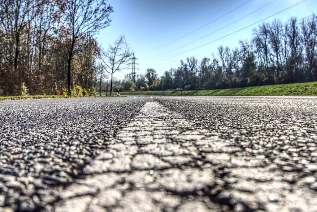 road, asphalt, landscape-3876014.jpg